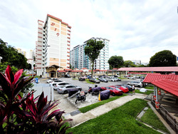 Ang Mo Kio Avenue 1 (D20), Shop House #447138991